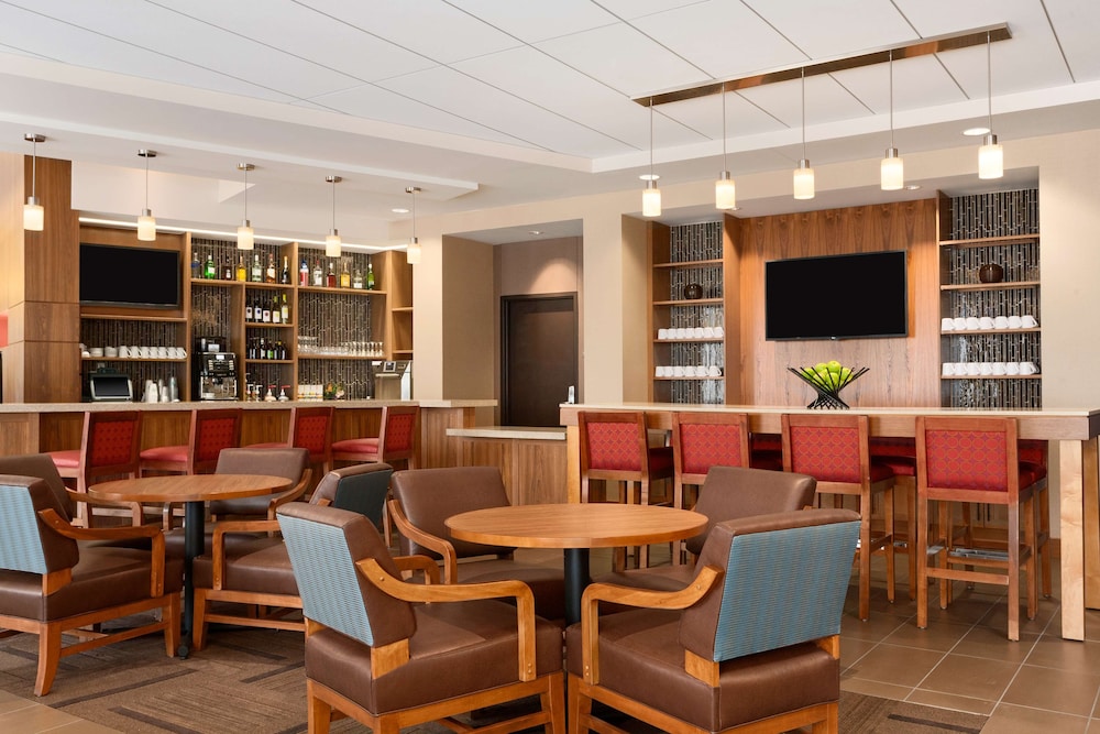 Hyatt Place Omaha/Downtown-Old Market 42/53