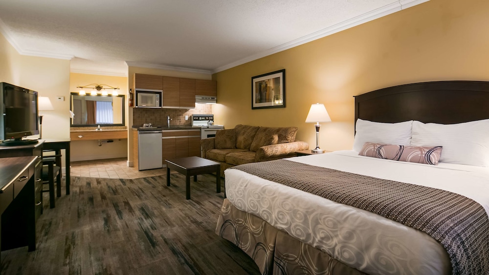 Best Western Plus Burnaby Hotel 31/76
