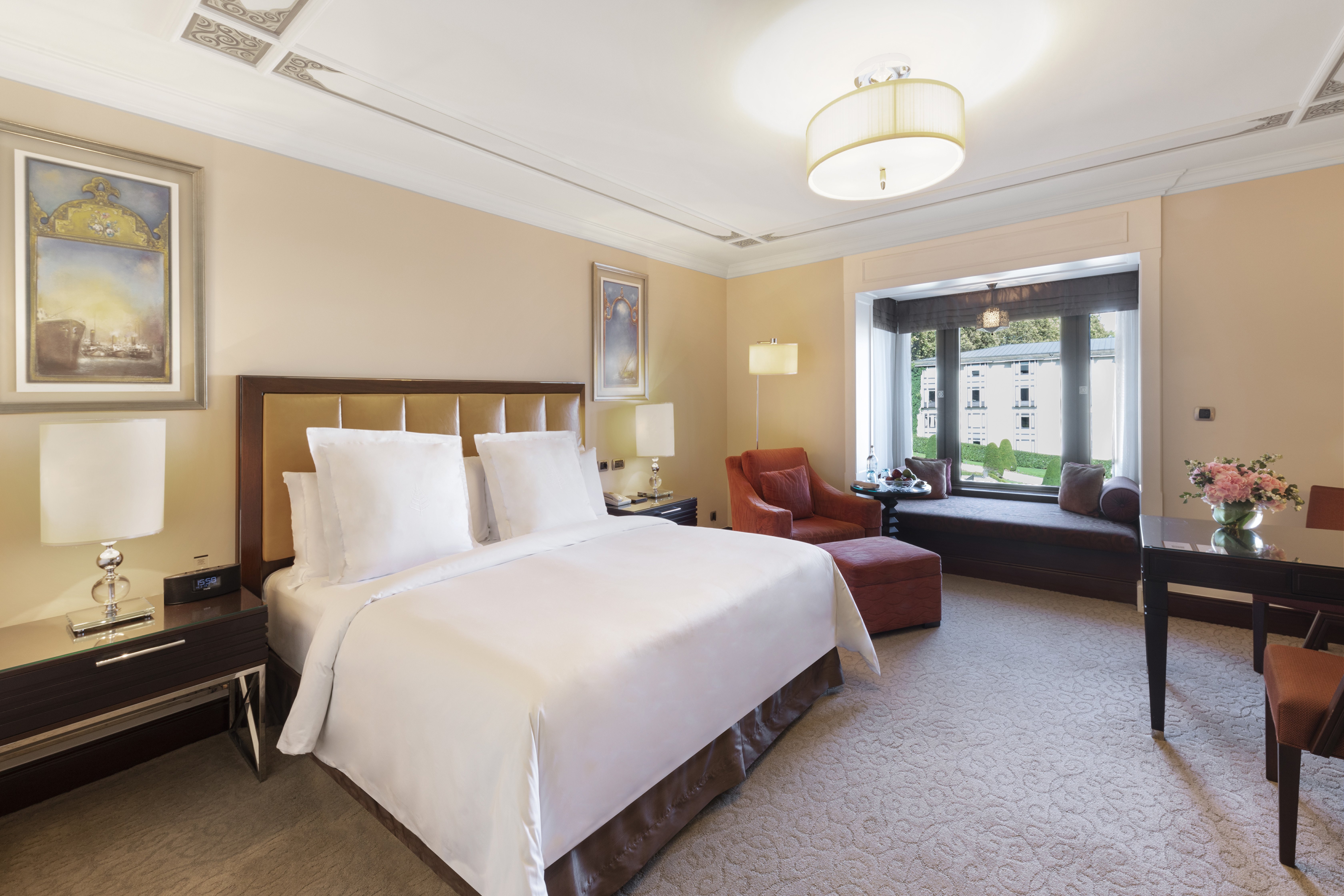 Four Seasons Hotel Istanbul at the Bosphorus 12/80