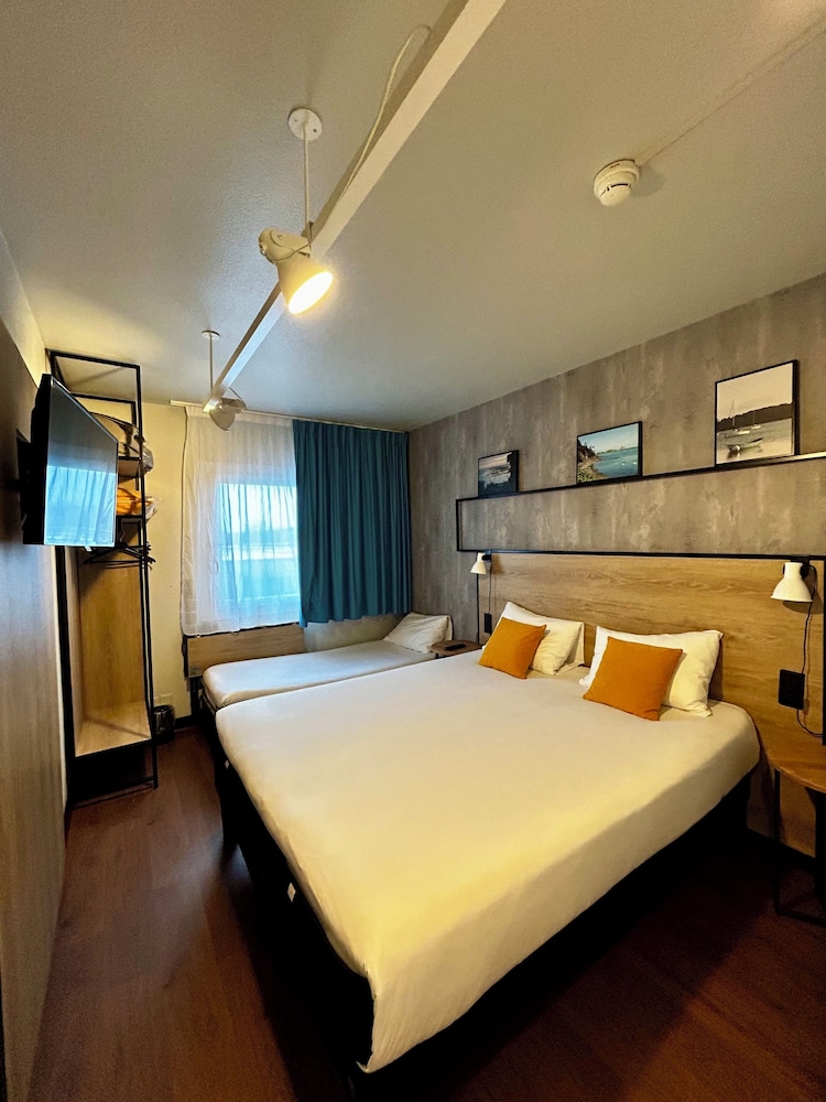 Ibis St Malo La Madeleine 16/68