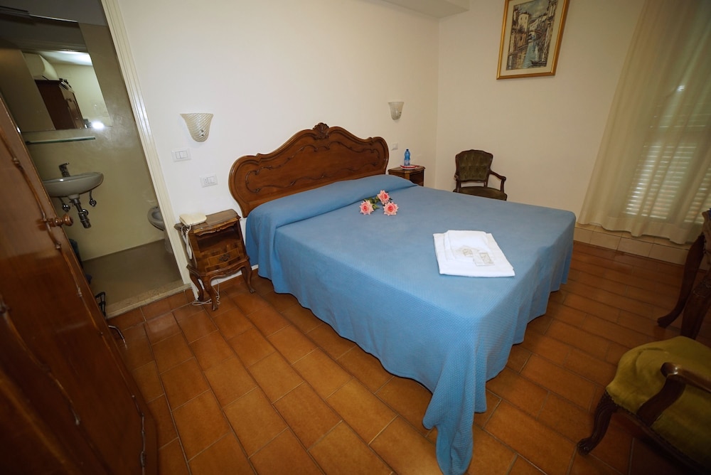Canada Hotel Venice 13/20