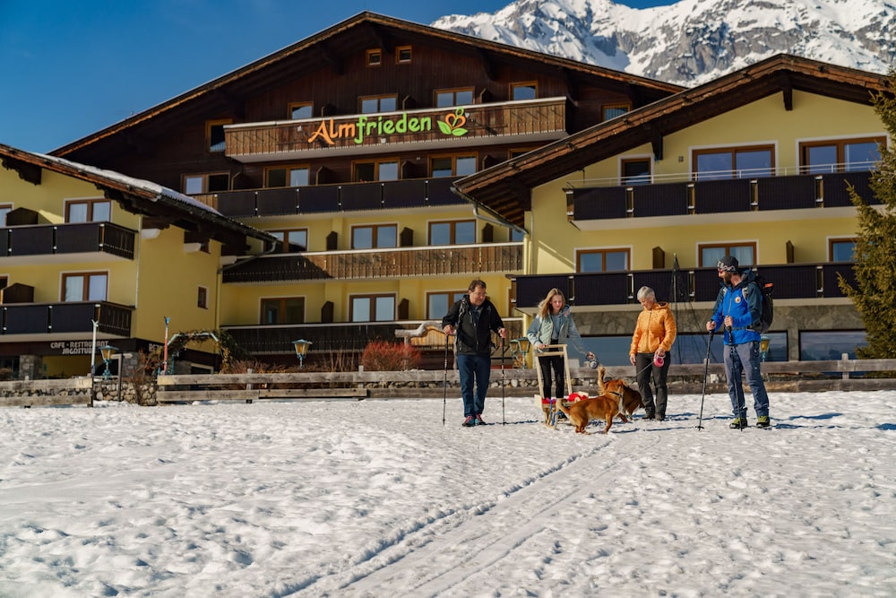 HOTEL ALMFRIEDEN 40/50