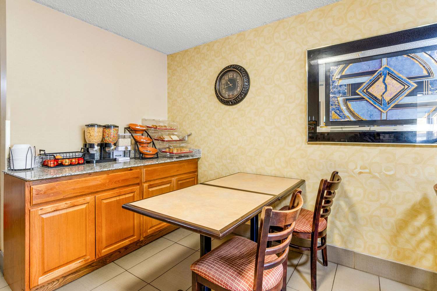 Econo Lodge Lynchburg, VA 9/50