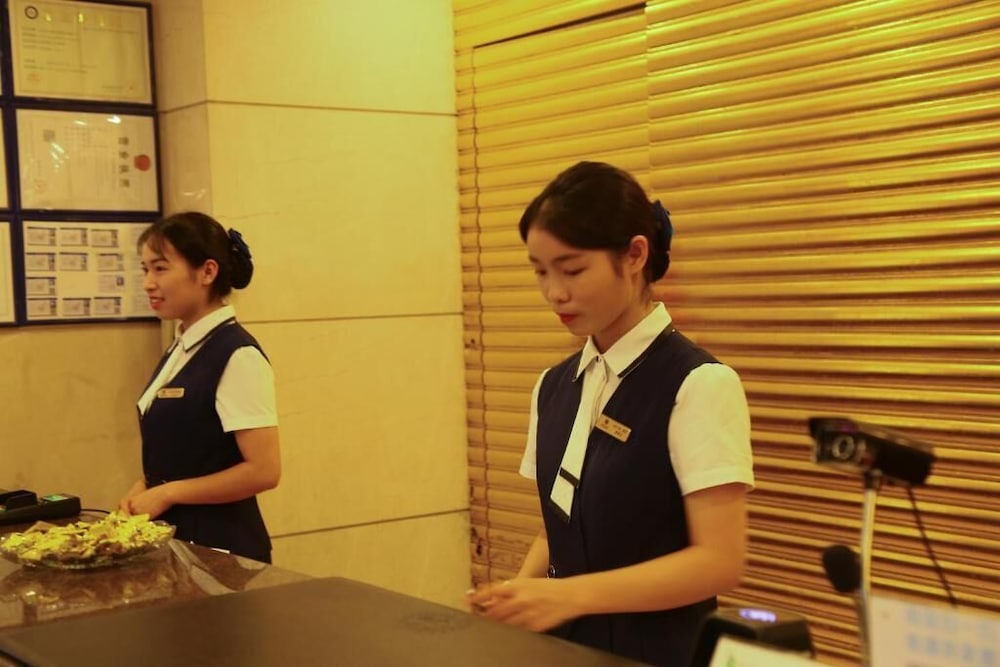 Global Business Hotel 34/49