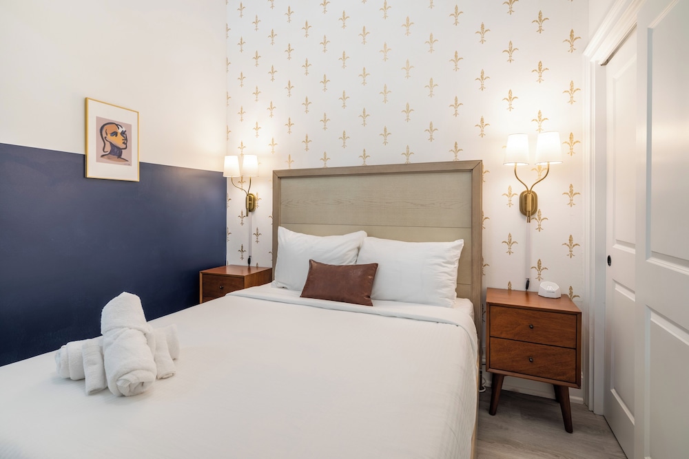 Sosuite at French Quarters - Rittenhouse Square 12/50