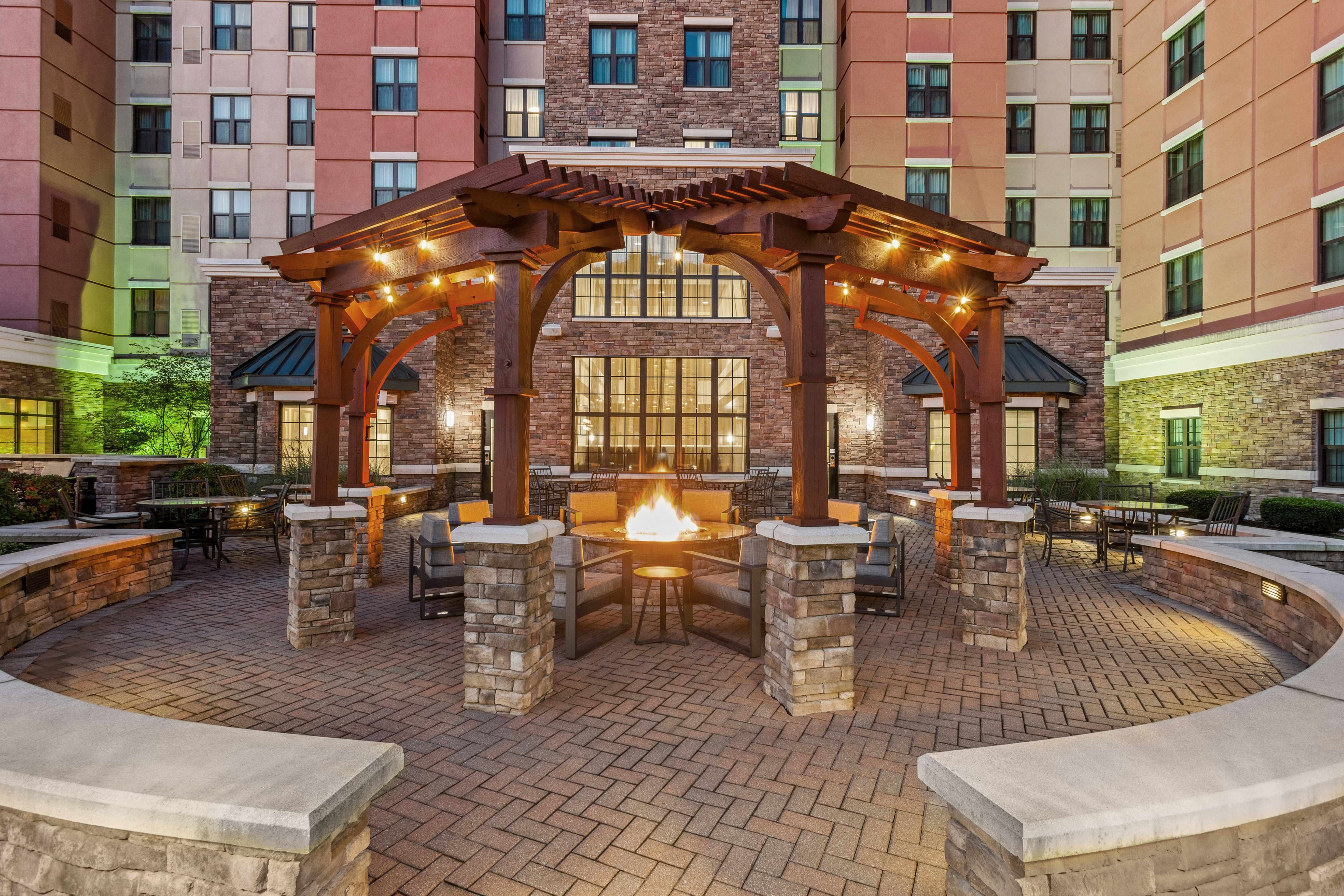 Staybridge Suites Albany Wolf Rd Colonie Center 28/50