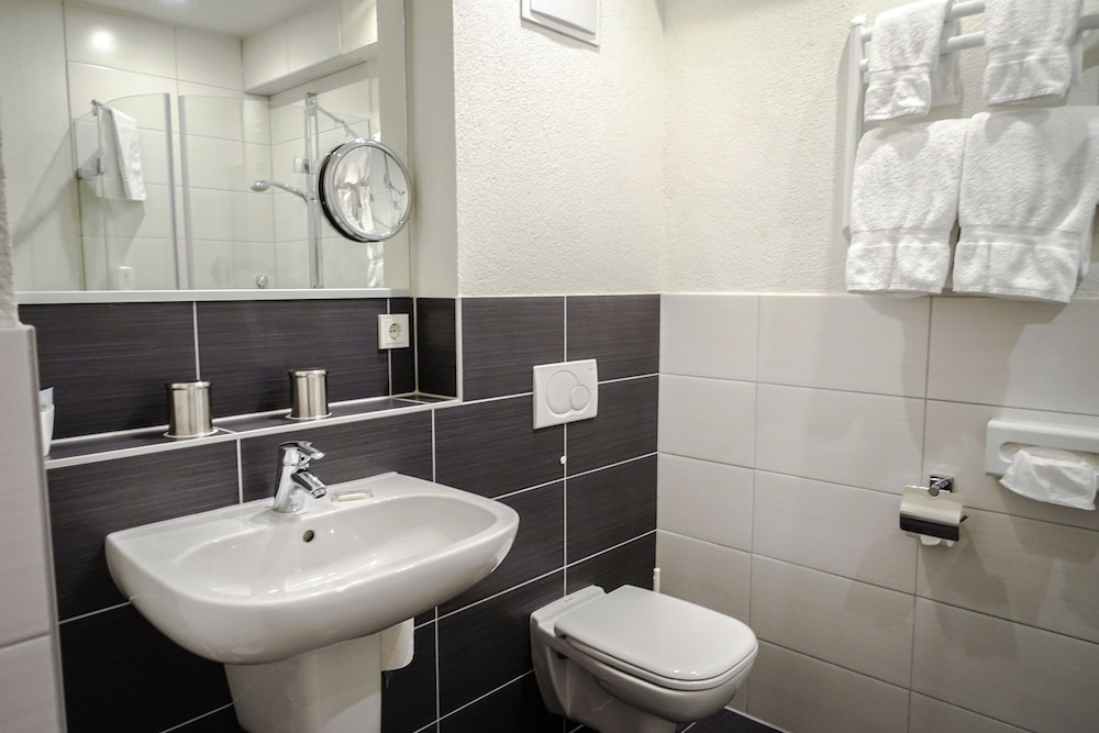 Hotel Go2Bed Weil Basel 18/22