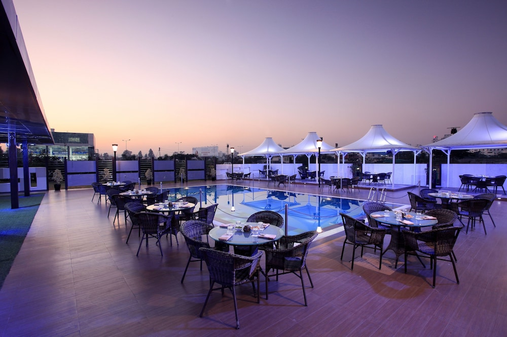 Sayaji Hotel 43/52
