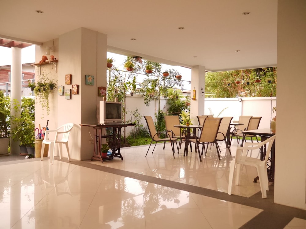 The Meet Green Apartment 46/66