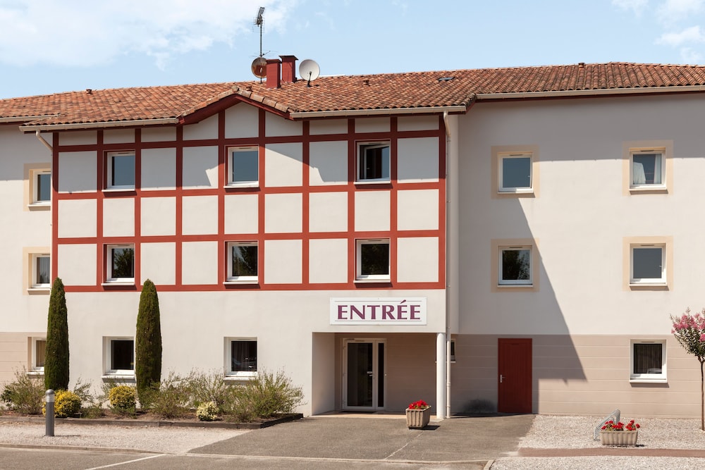 Hotel the Originals Dax Nord Les Bruyeres 1/49