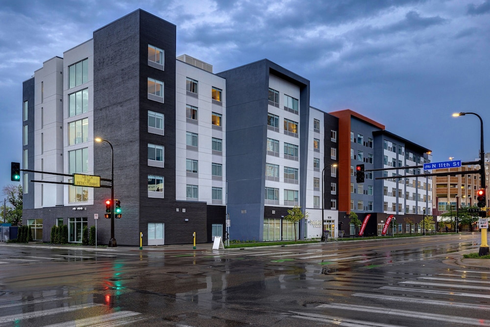 Fairfield Inn & Suites Minneapolis Downtown 25/28