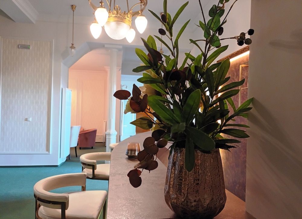 Hotel Maxim 28/39