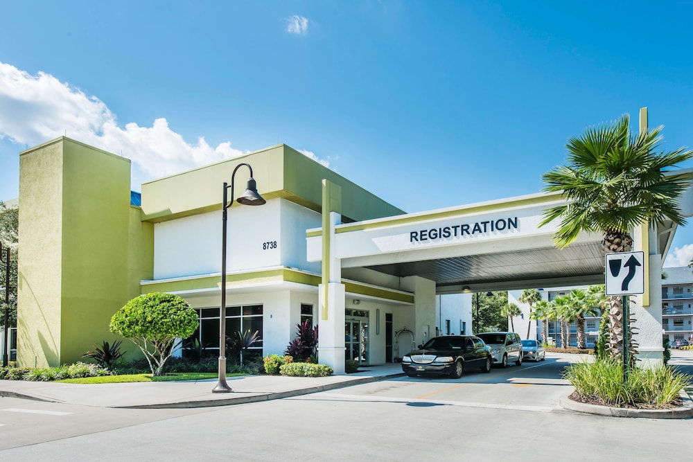 Avanti International Resort 6/67