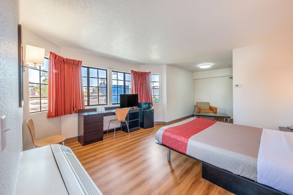 Motel6 Fairfield, CA - North 45/69