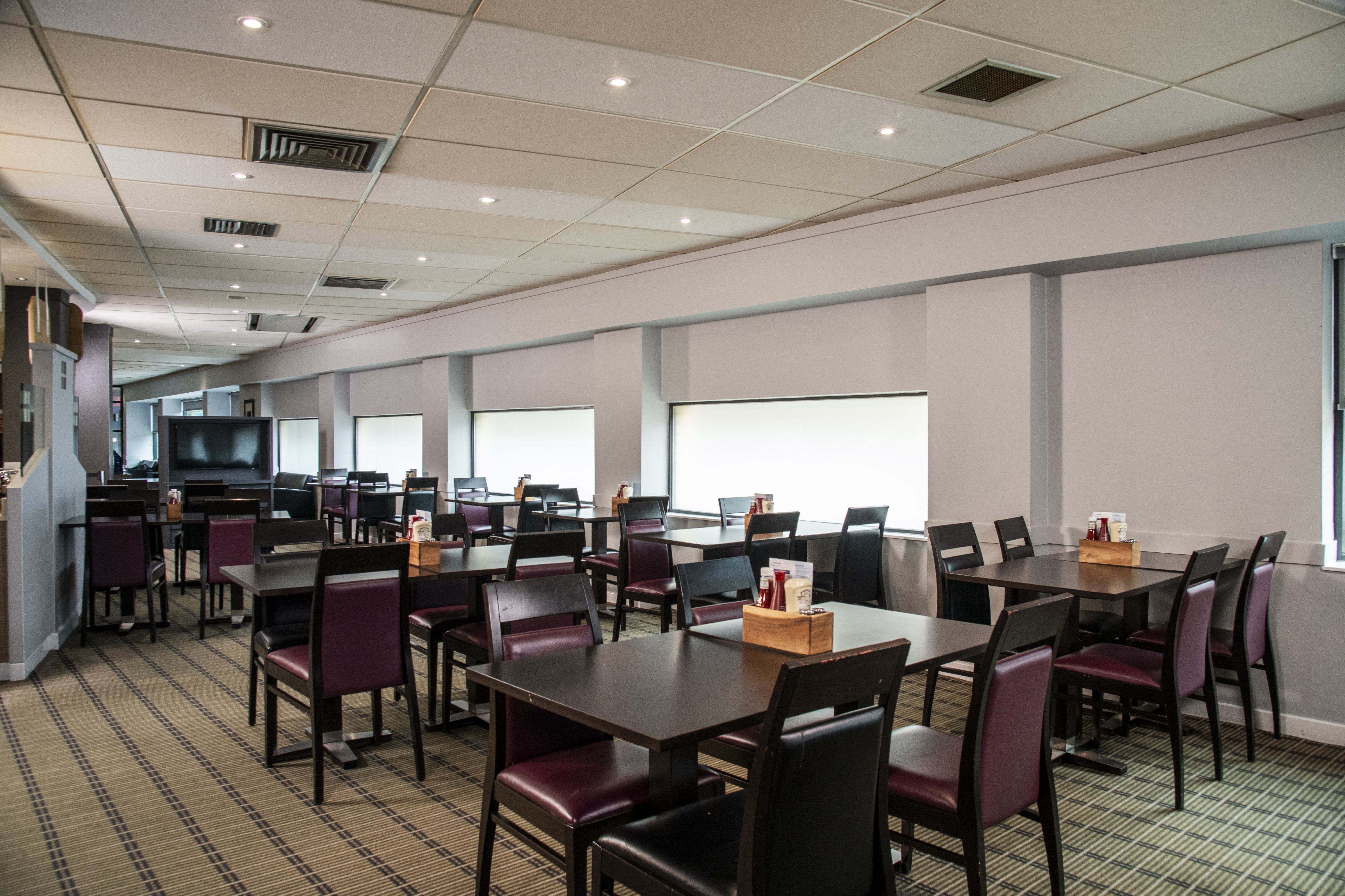 Holiday Inn Express Glasgow City Centre Riverside 40/45