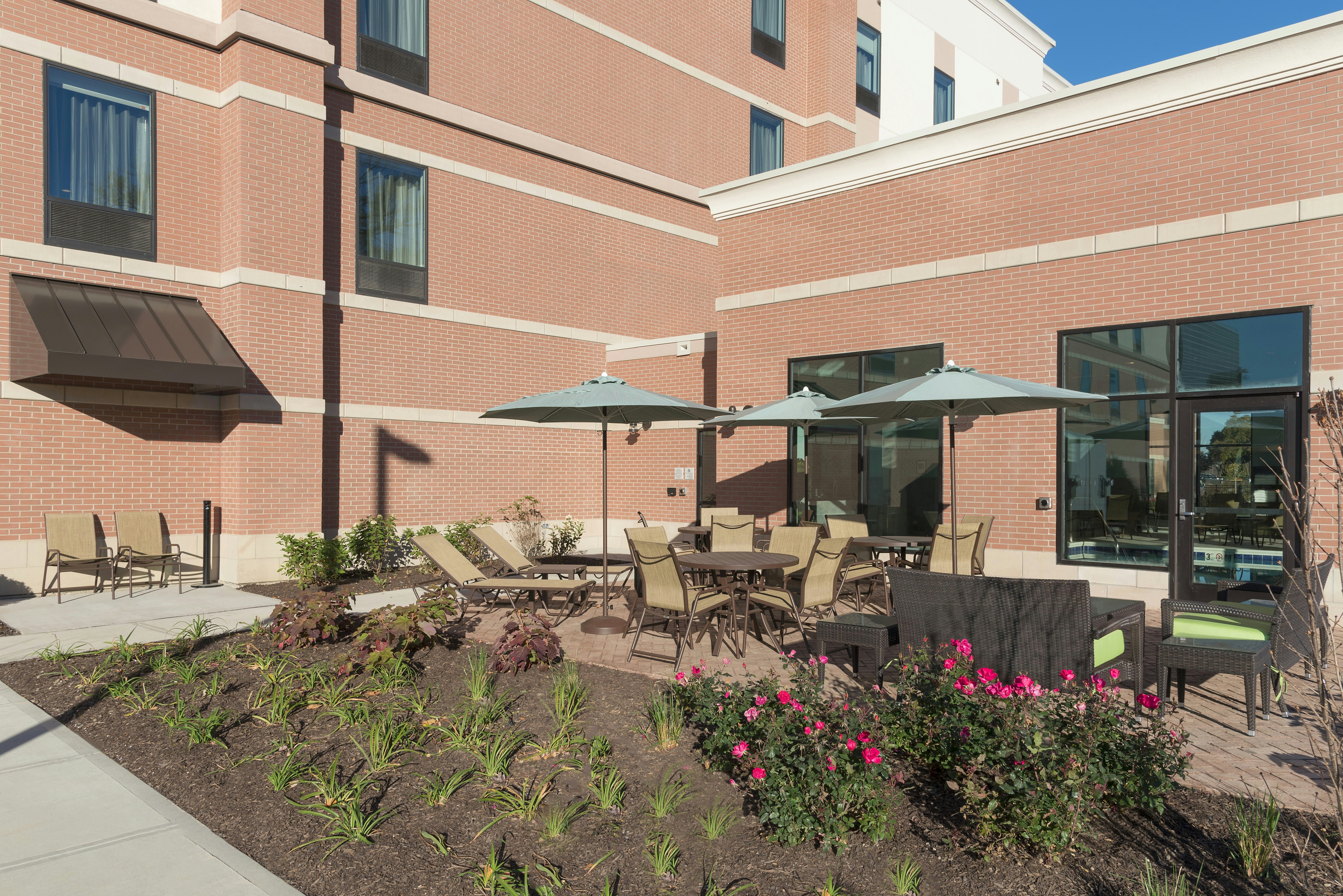 Hampton Inn Suites By Hilton Chicago Schaumburg Il 48/50