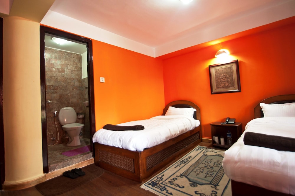 Siddhi Home & Restaurant 27/45