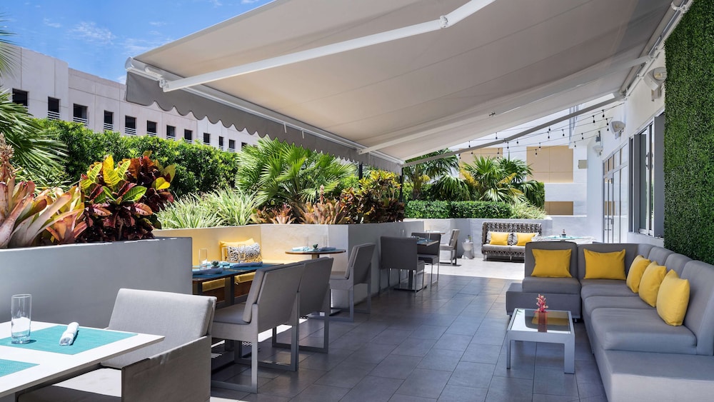 Hyatt Centric South Beach Miami 51/65