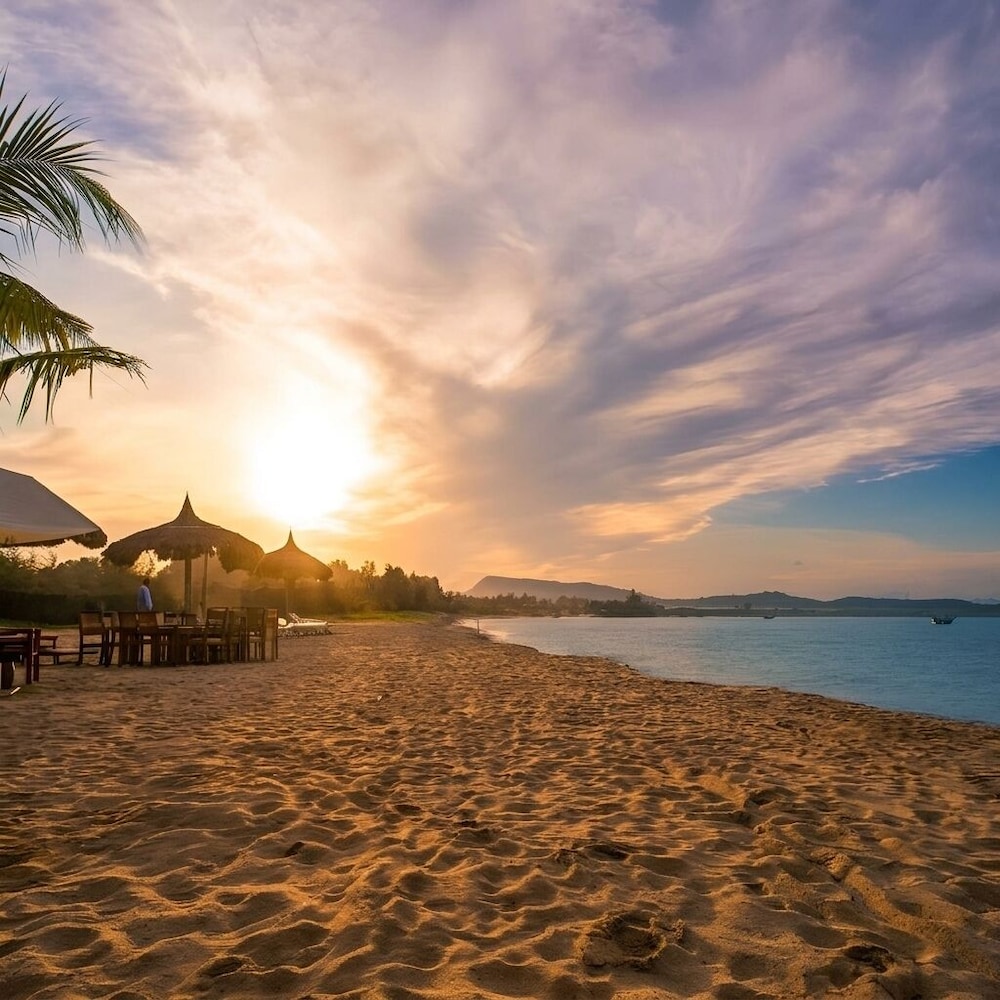 Chez Carole Beach Resort 44/50