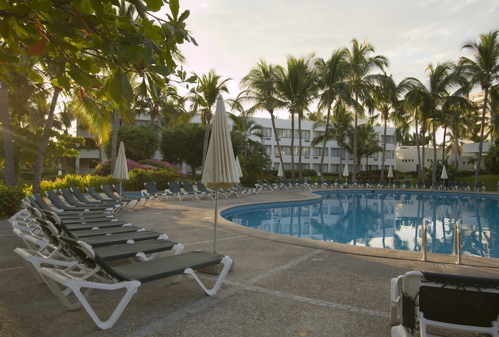 Ocean Breeze Hotel Acapulco 34/40