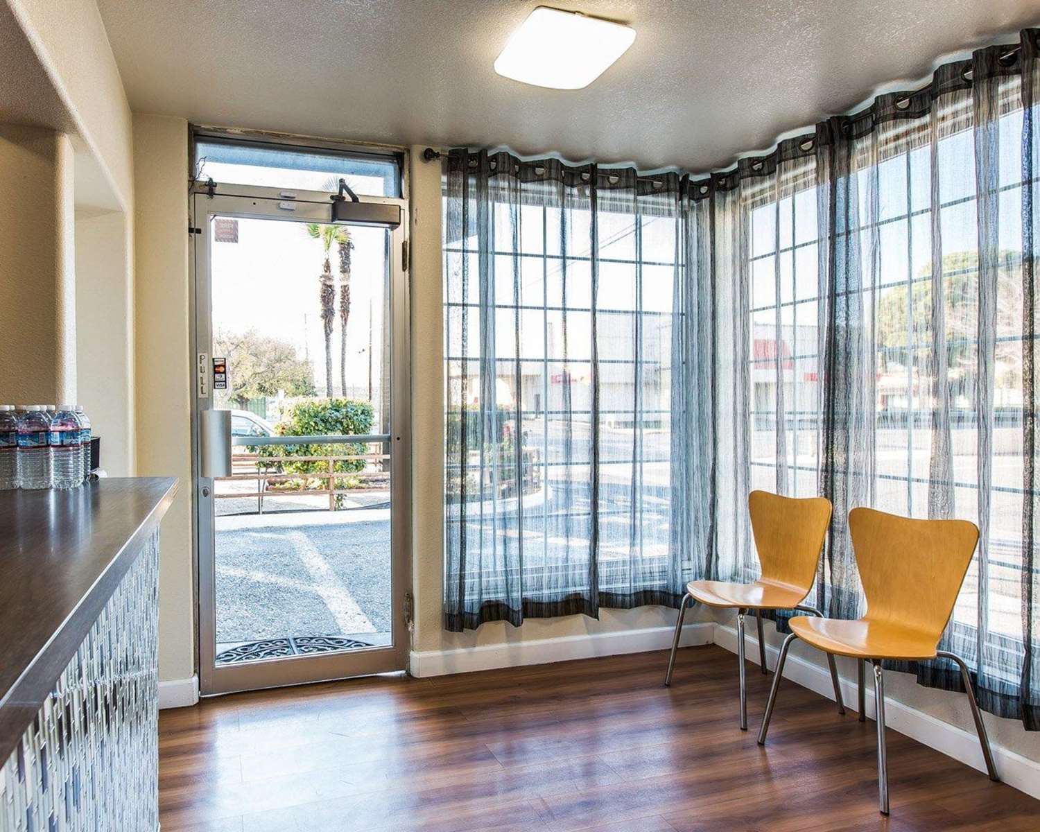 Rodeway Inn Downtown Hanford 18/20