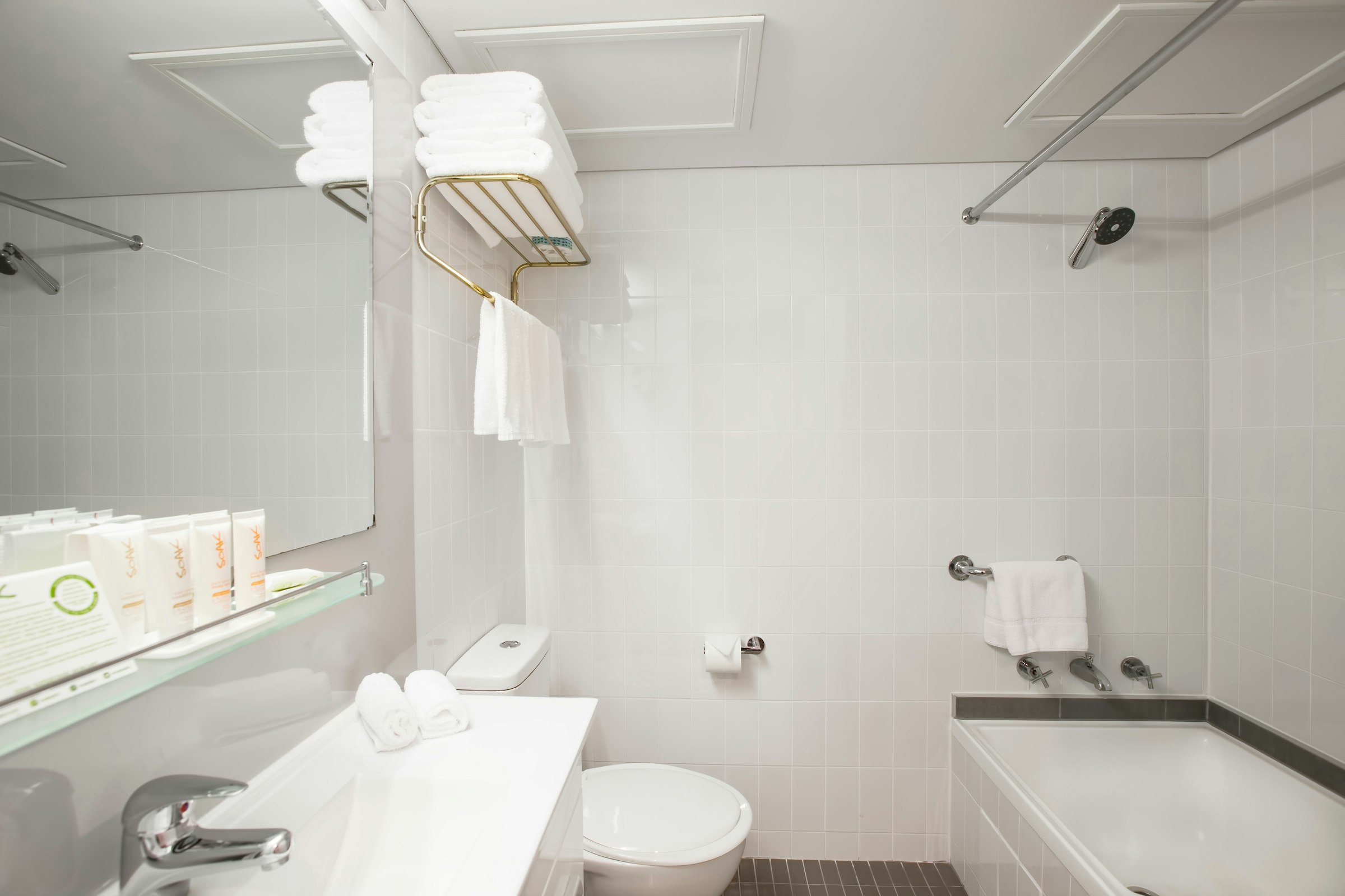 Metro Hotel Marlow Sydney Central 16/17