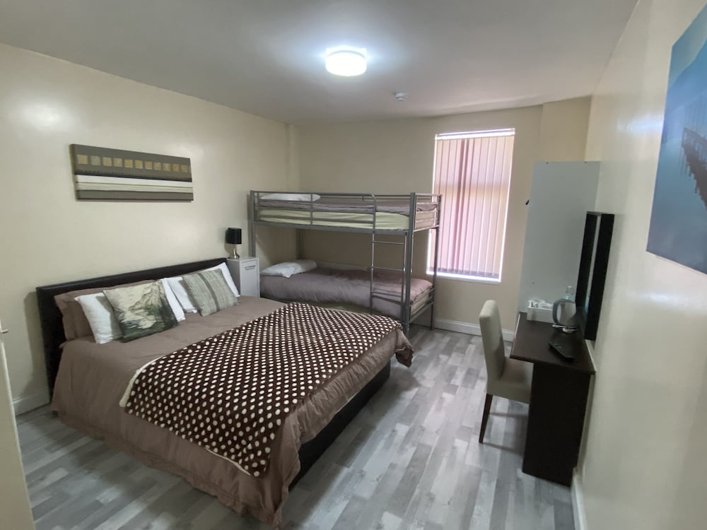 Olive Lodge Blackpool 15/29