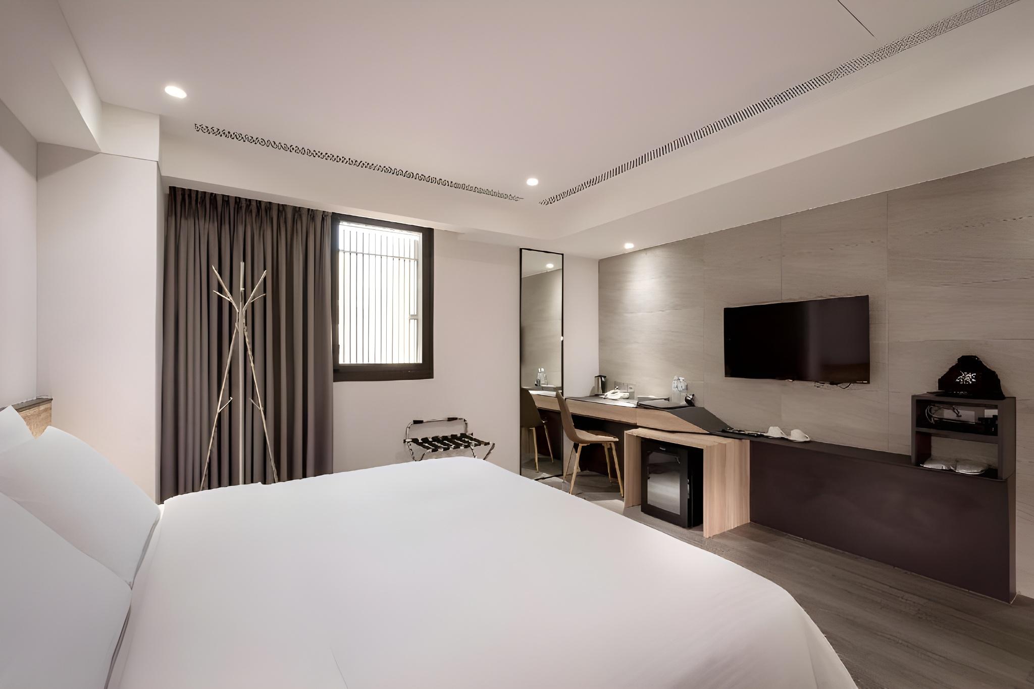 Room, Double Bed