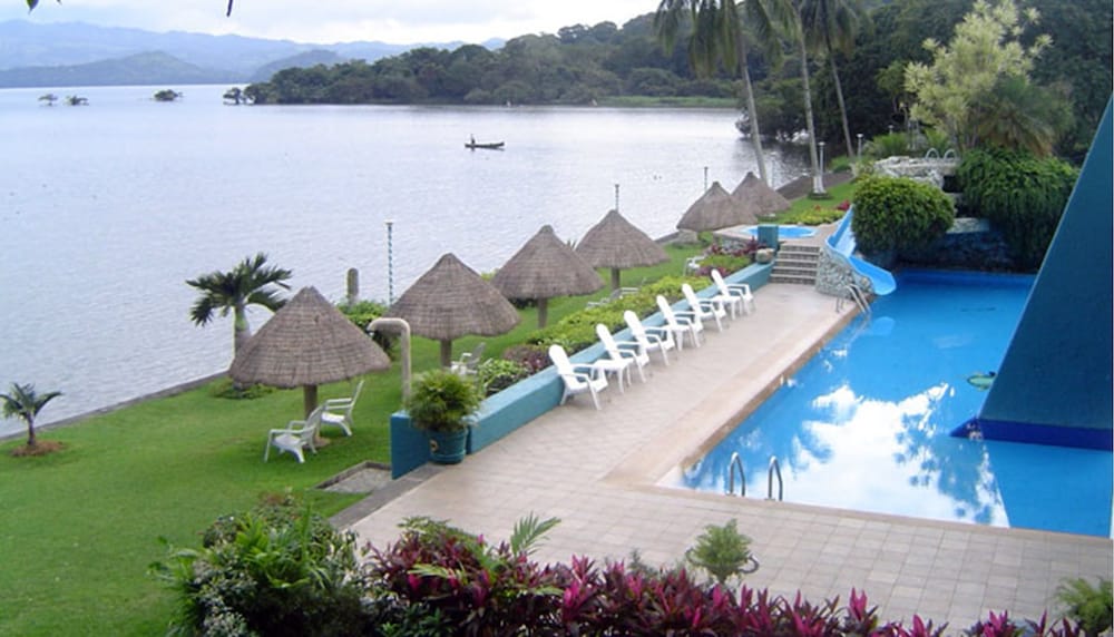 La Finca Resort Hotel And Spa 33/37