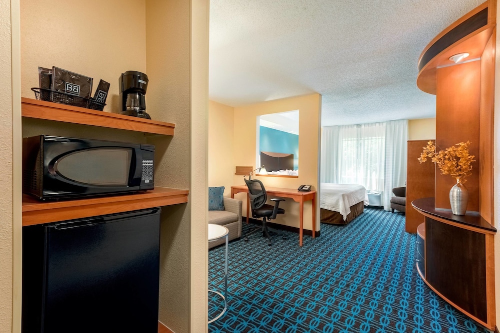 Fairfield Inn Suites Stevens Point 20/27