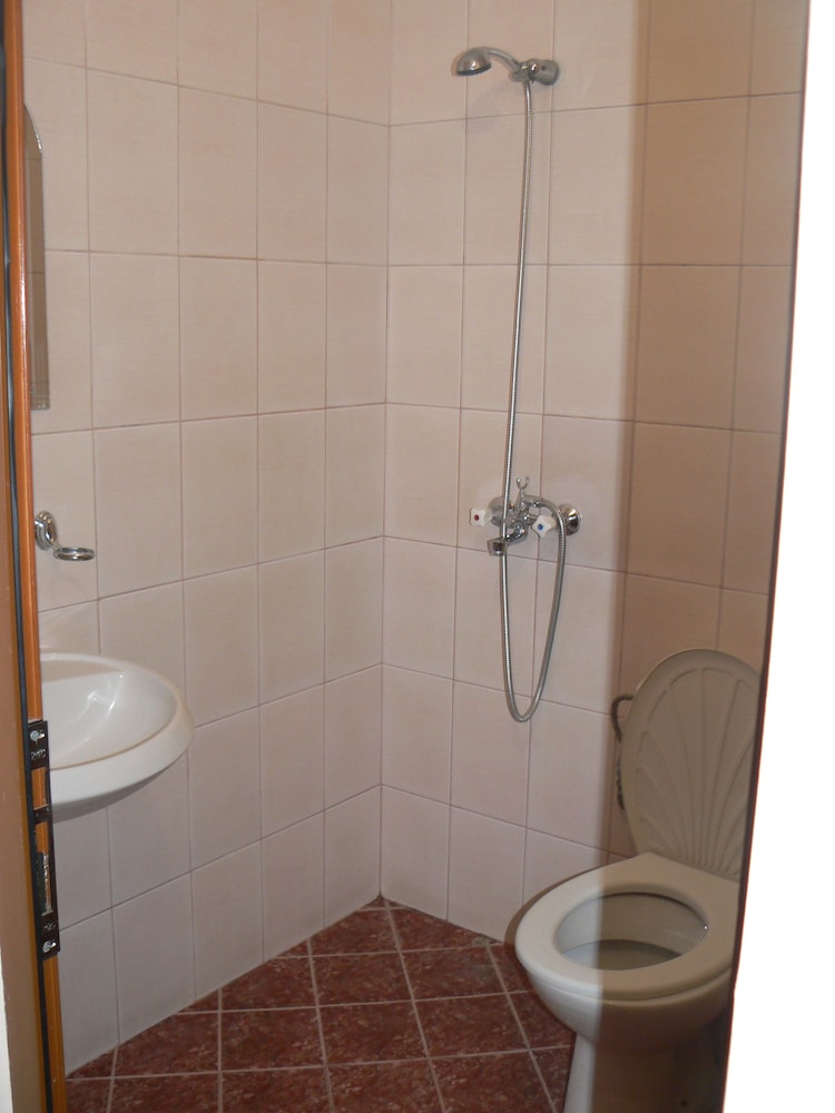 Hotel Varusha 43/43