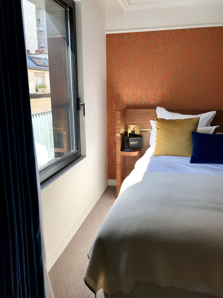 Hotel Parister 12/50