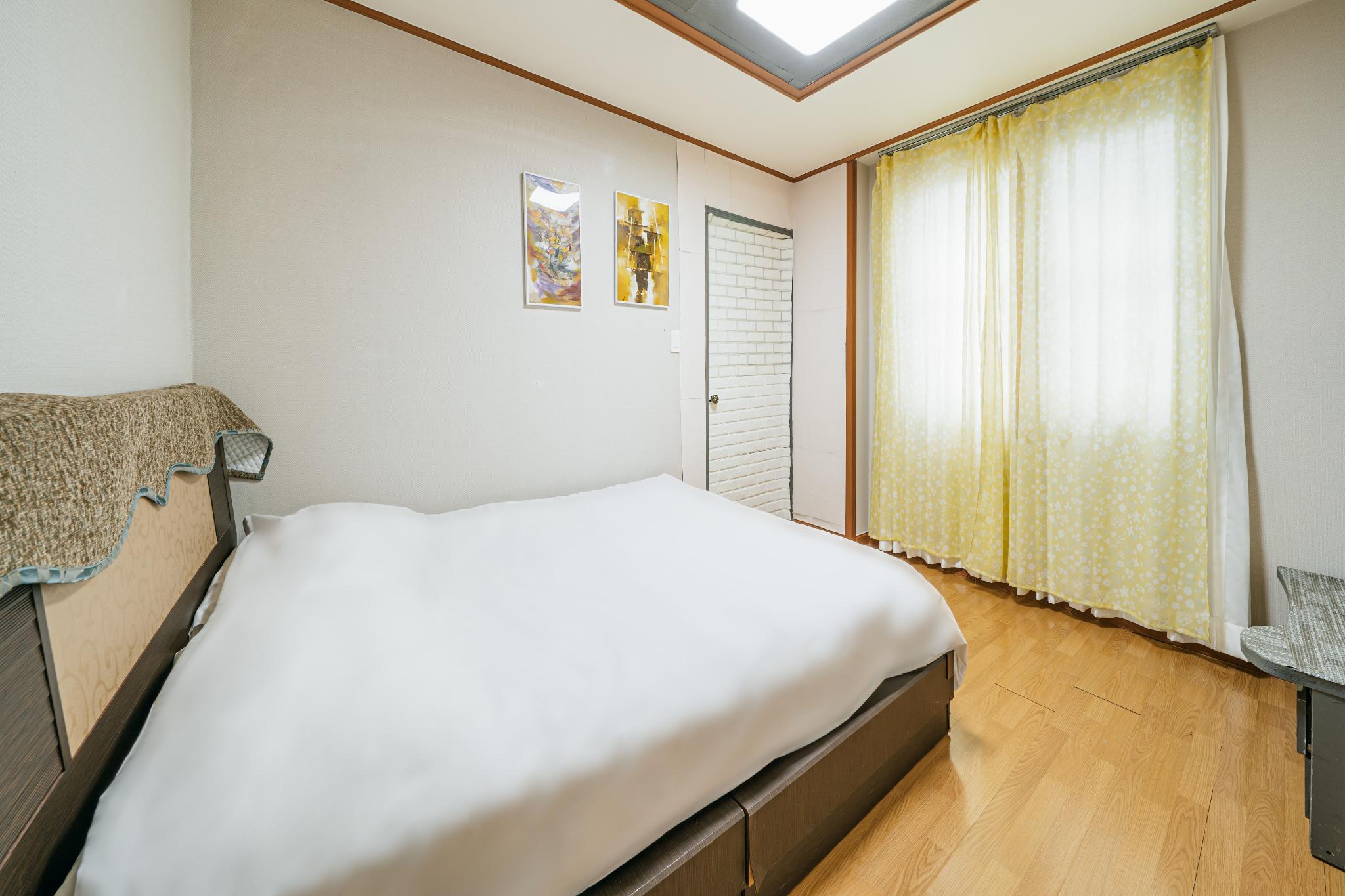 Ondol, Family, 2 Beds, Kitchen