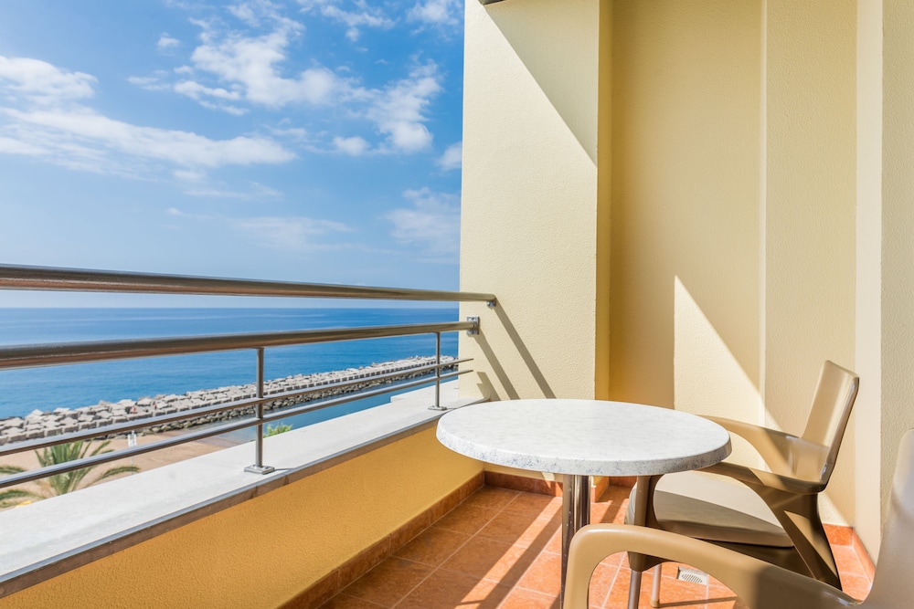 Calheta Beach by Savoy Signature 30/79