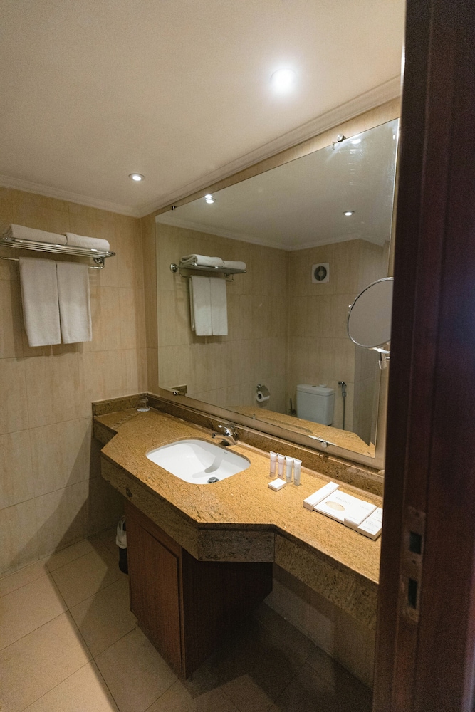 The Grand Plaza Hotel Smouha 68/68