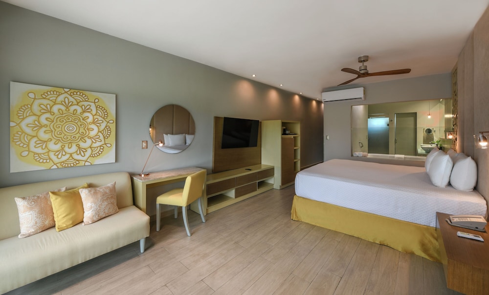El Dorado Royale A Spa Resort All Inclusive 22/83