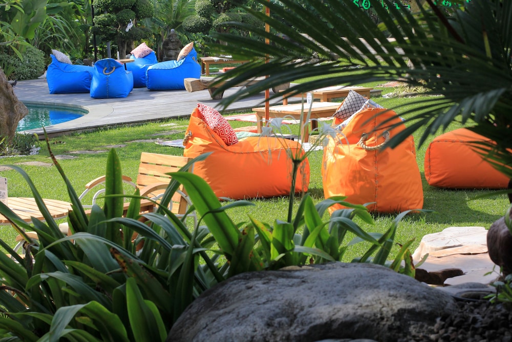 Taulan Villa and Restaurant 36/50