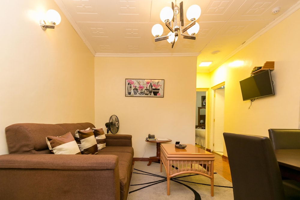 Fahari Gardens Hotel 25/50
