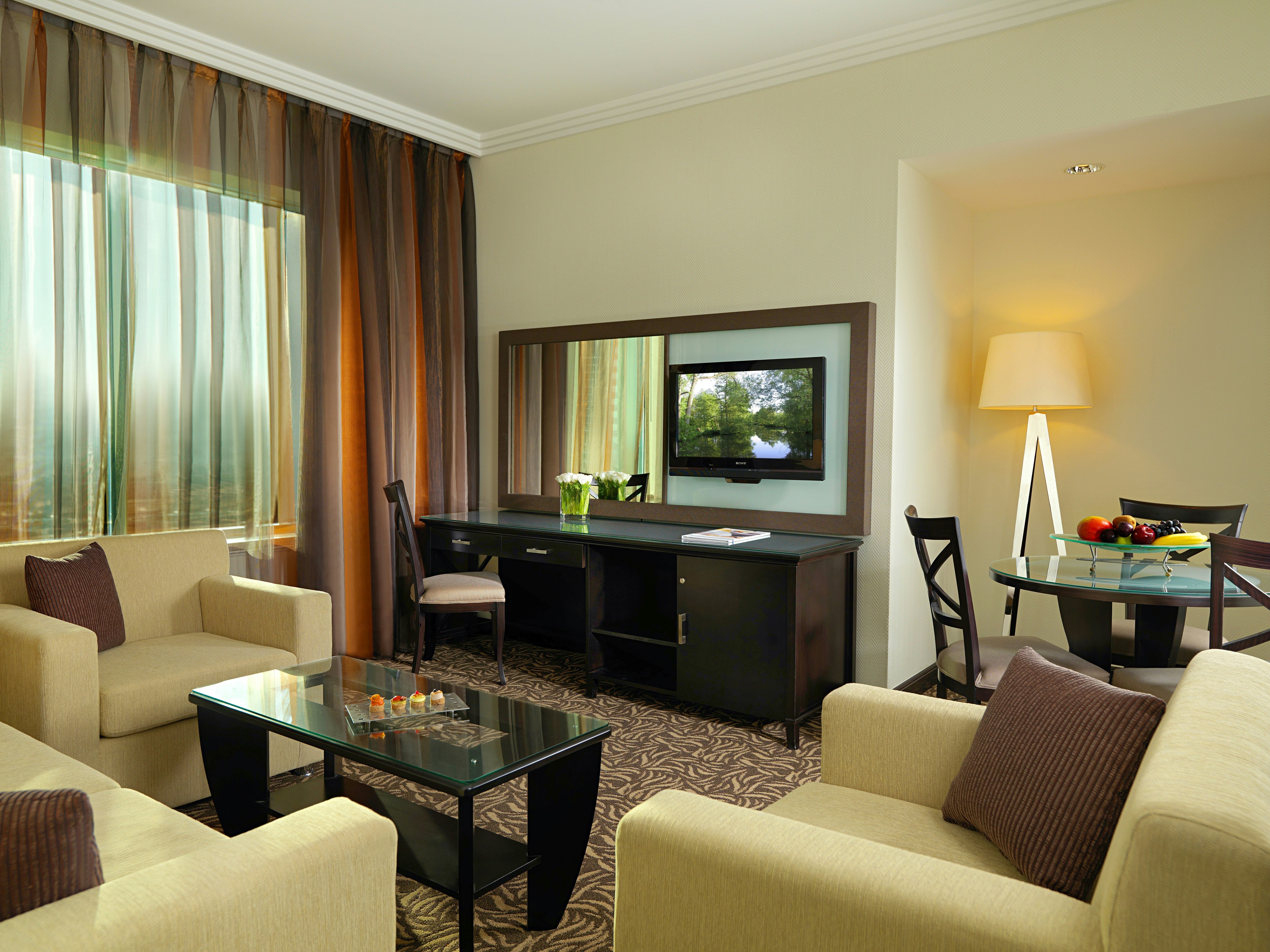 Towers Rotana Hotel 31/49
