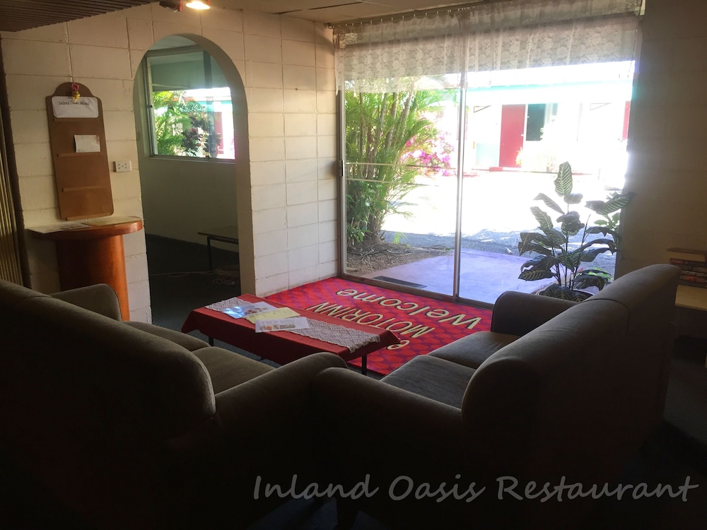 INLAND OASIS MOTEL 46/68