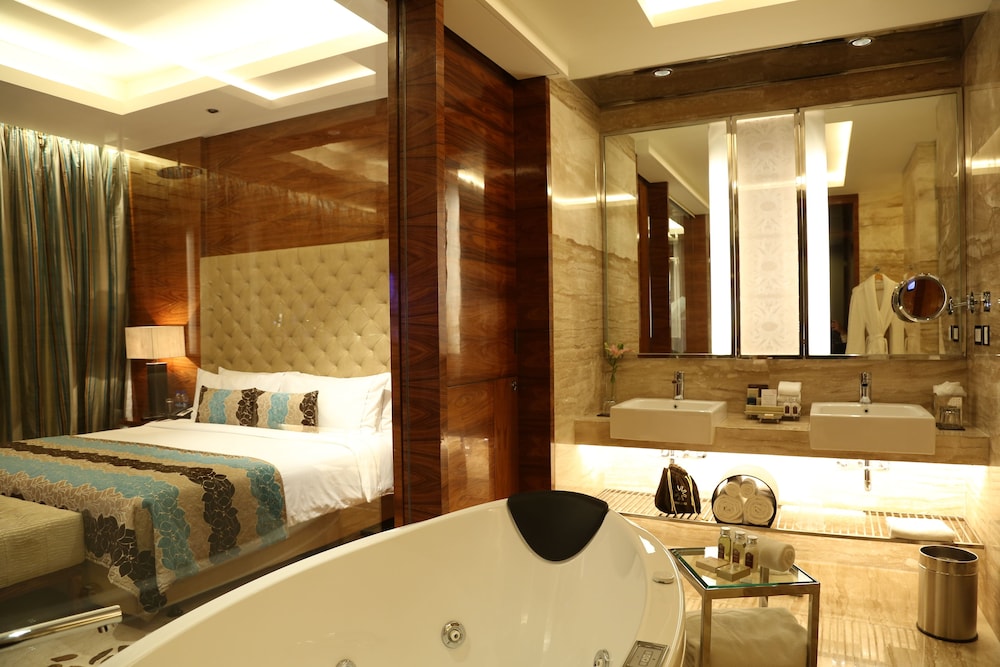Taj City Centre Gurugram 37/80
