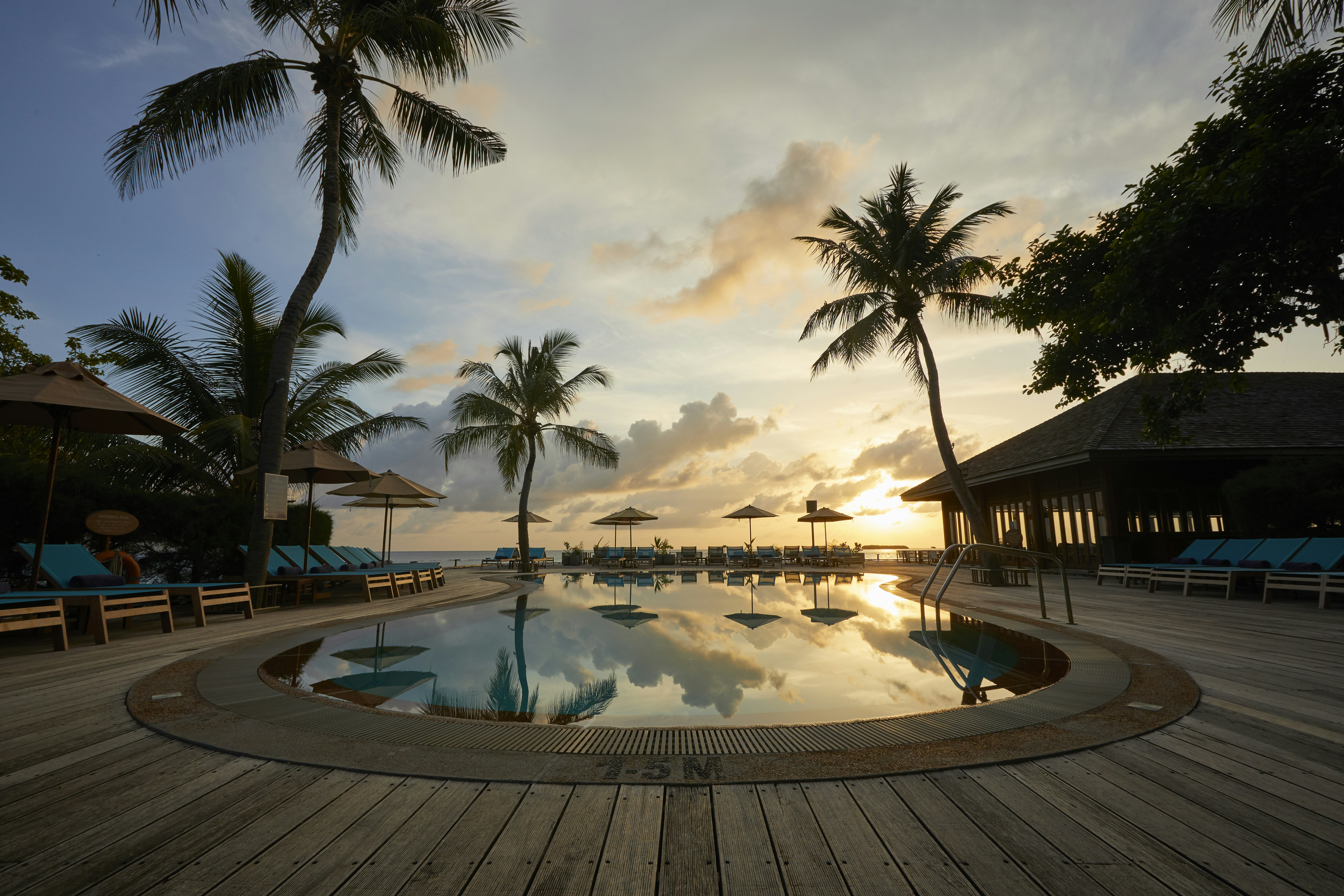Kuredu Island Resort & Spa 25/50
