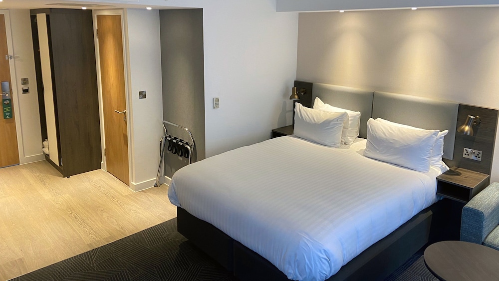 Holiday Inn Lincoln 20/65
