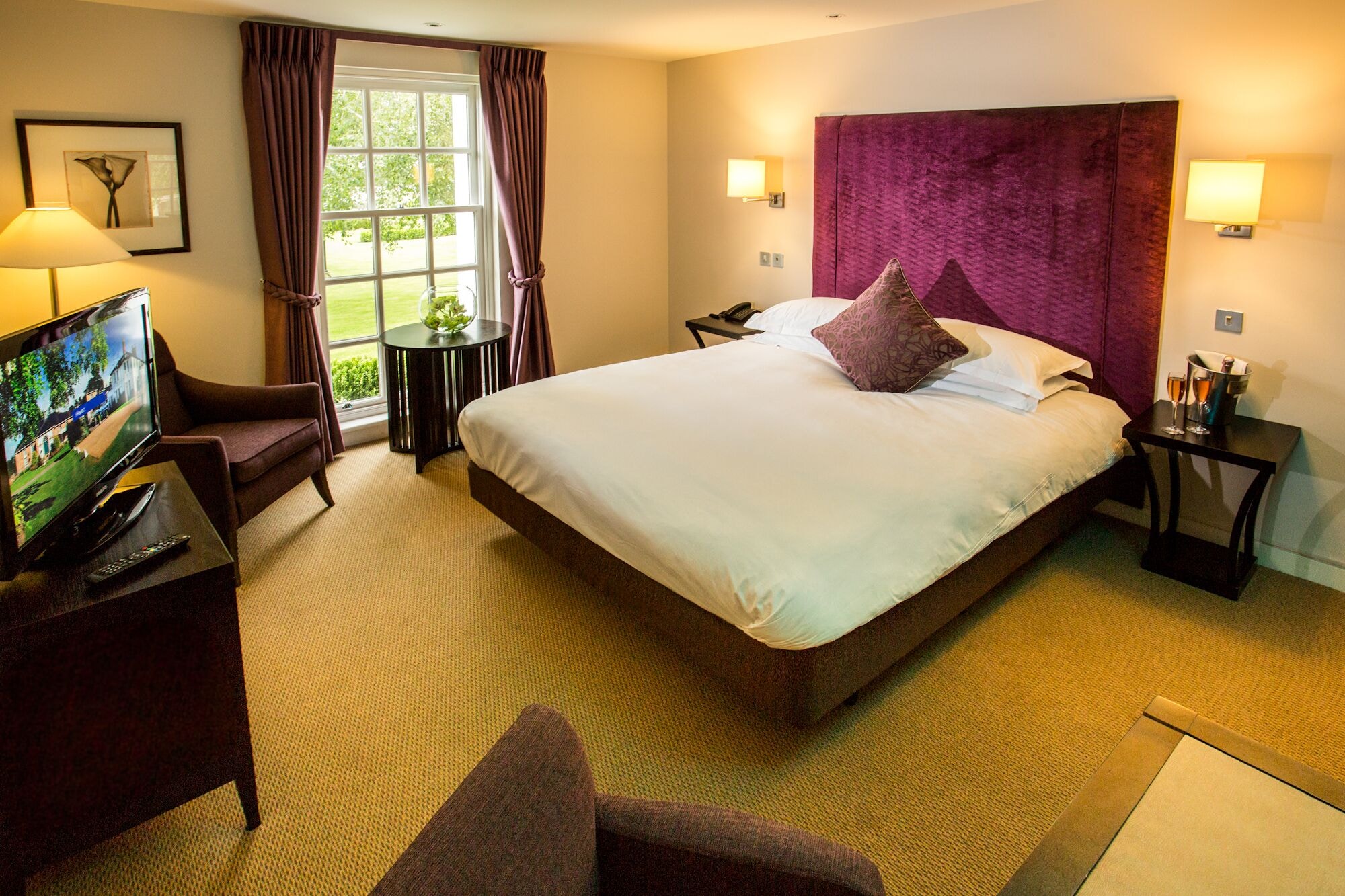 Room, King Bed, High Floor