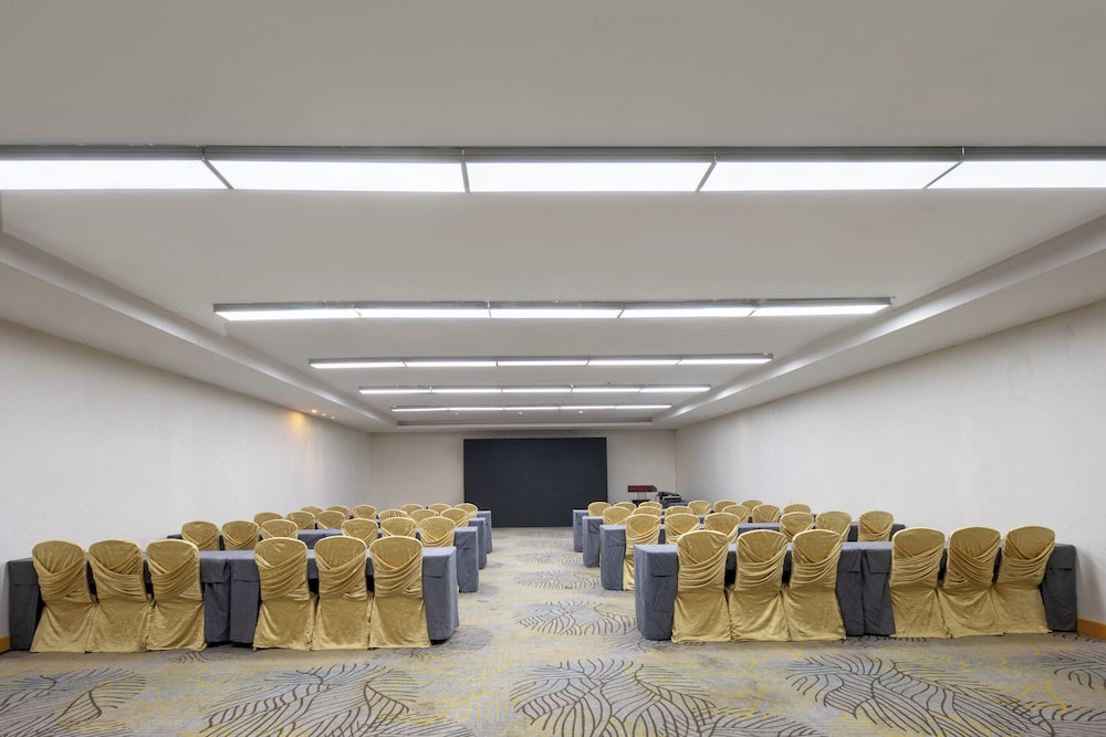 New Century Hotel Qingdao 62/73