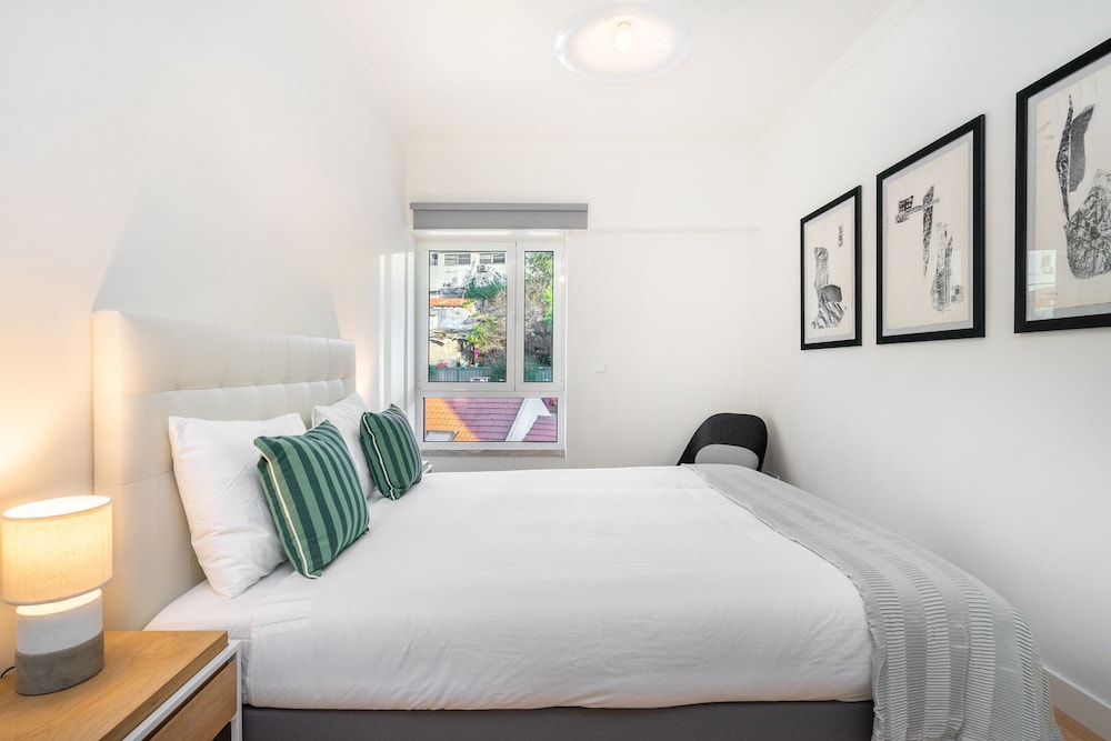 WHome Anjos Premium Apartment 8 10/50
