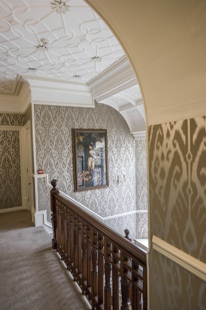 Kentisbury Grange 8/73