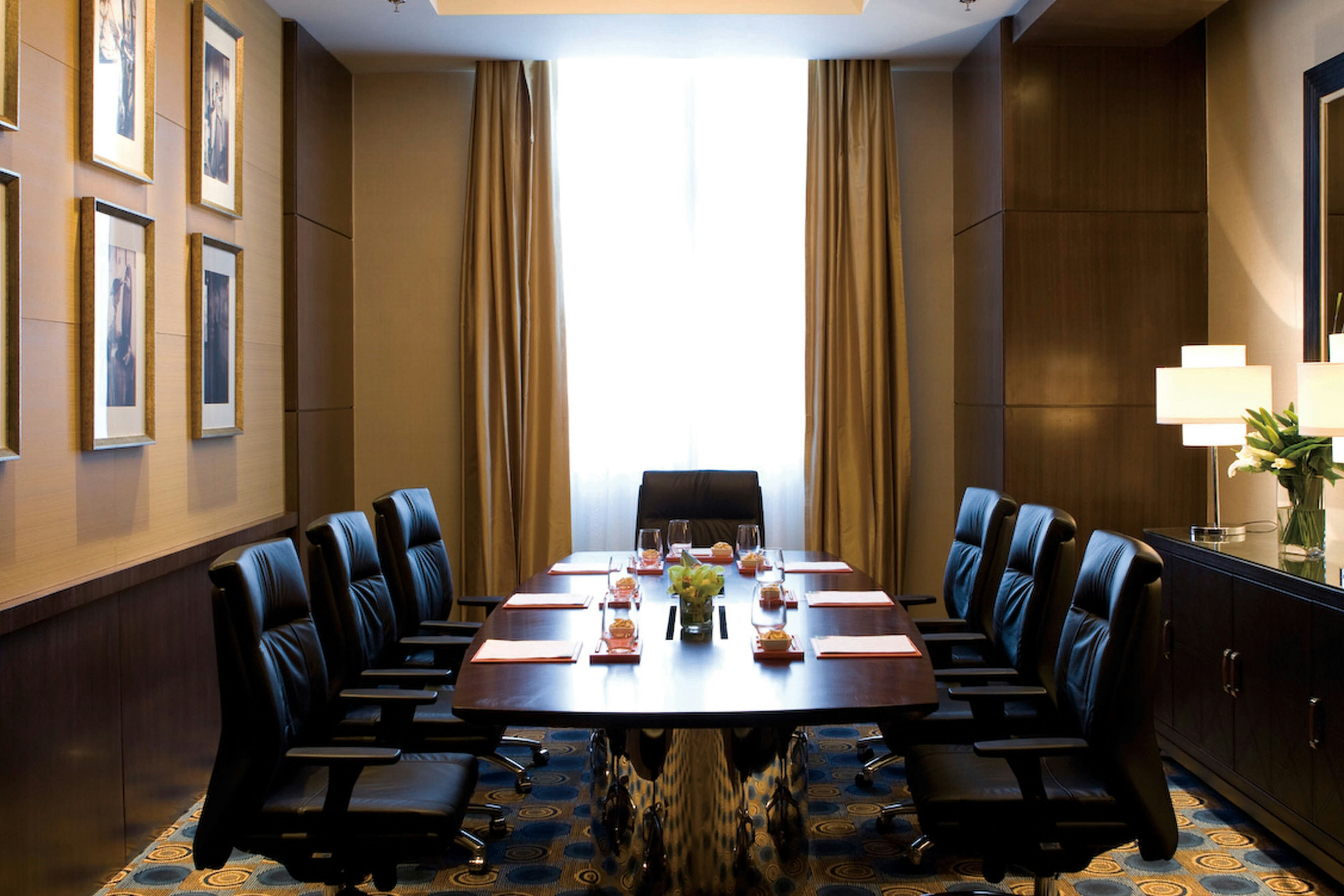 Courtyard By Marriott Xujiahui 48/56