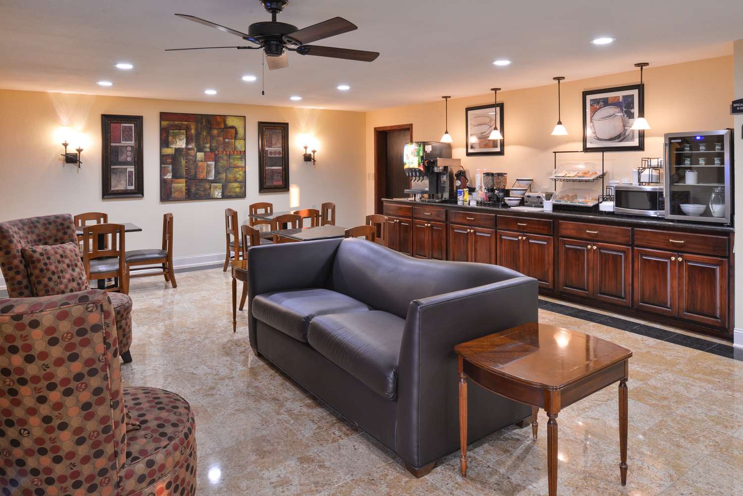 Americas Best Value Inn Tupelo Barnes Crossing 19/28