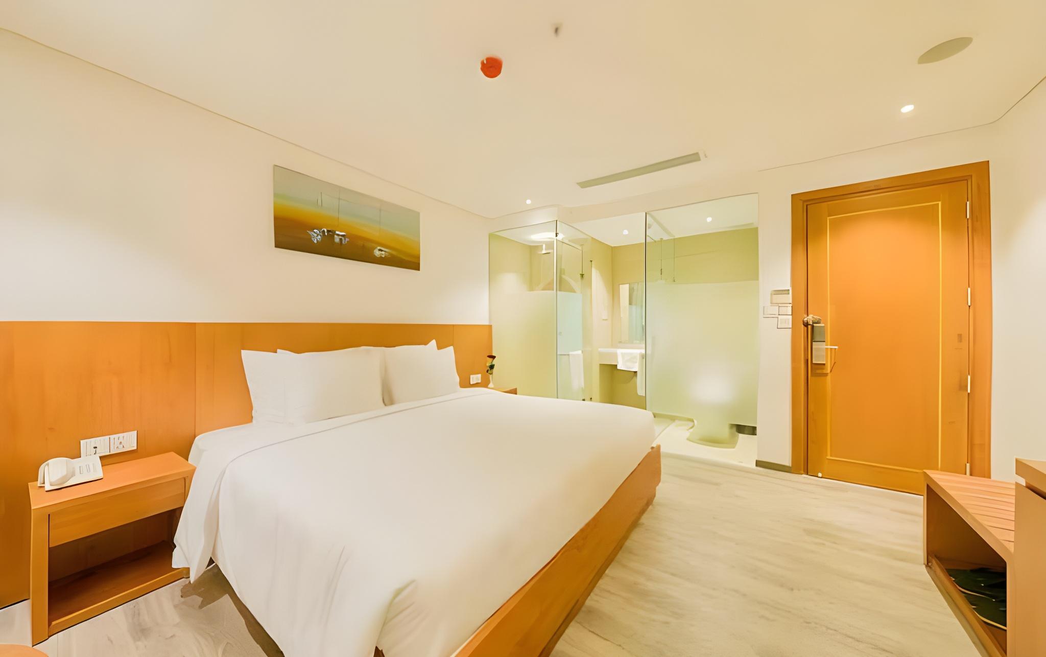 Standard, Double or Twin Bed, No Window